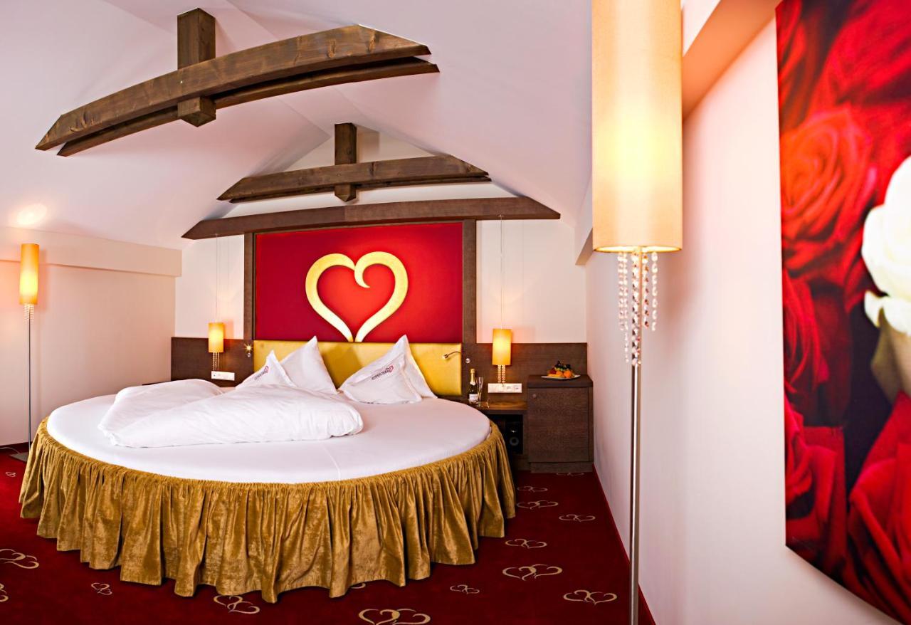 Alpen-Herz Romantik & Spa - Adults Only Ladis Eksteriør billede